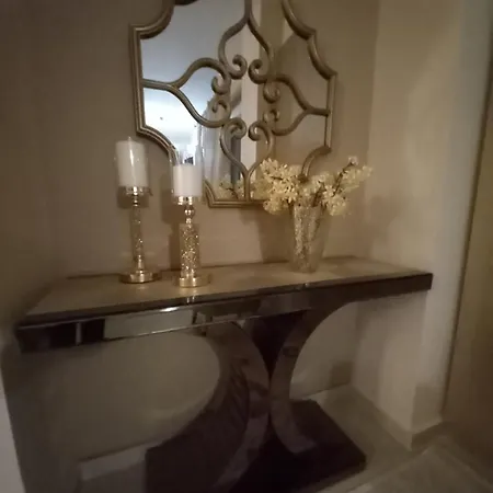 Elegant View - - 3bd