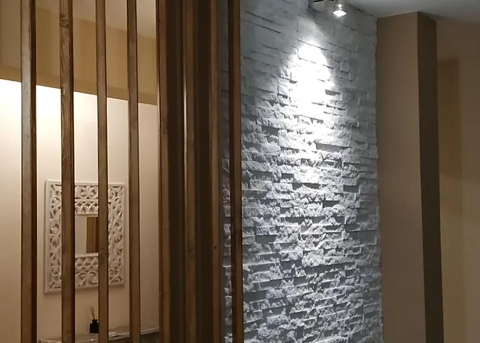 Elegant View - - 3bd Apartment *