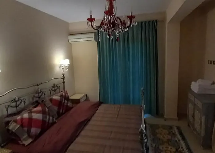 Elegant View - - 3bd Apartment